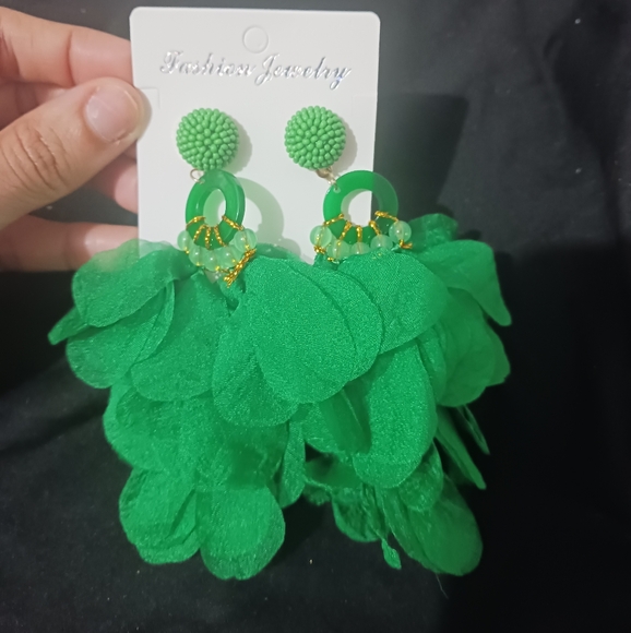 NEW Women Fashion Green Earrings - Picture 4 of 7